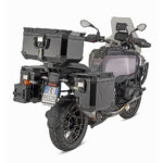 Bočni kofer GIVI TREKKER OUTBACK MONOKEY® CAM SIDE EVO SMART 44 BLACK LINE ALU crni levi 44L - Slika 2
